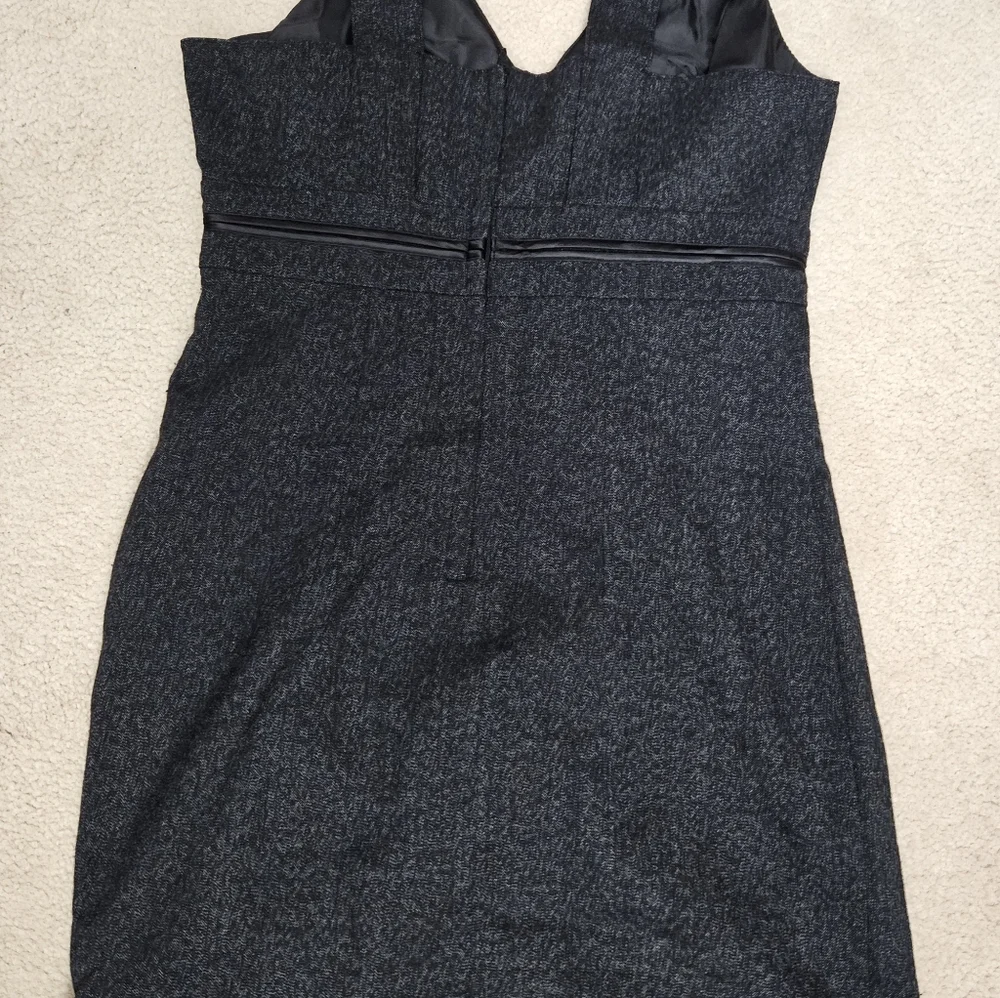 Dress - Picture 3 of 3